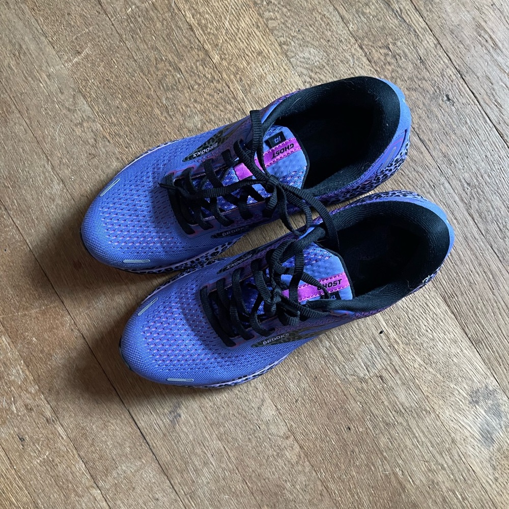 Brooks Women's Sneakers - Purple and cheetah print “Ghost” sneakers